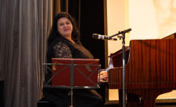 Ставрополь! Пианистка Анна Деманова продаёт билеты онлайн.